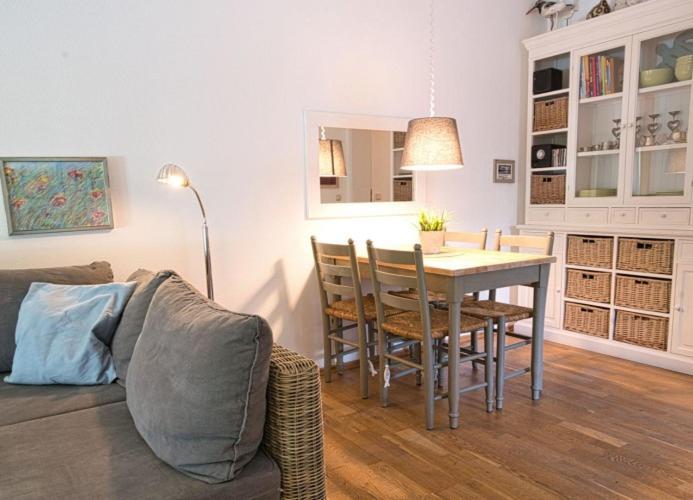 Wangerrose - Familienwohnung Fuer Gross Und Klein Und Hundefreunde Вангероге Экстерьер фото